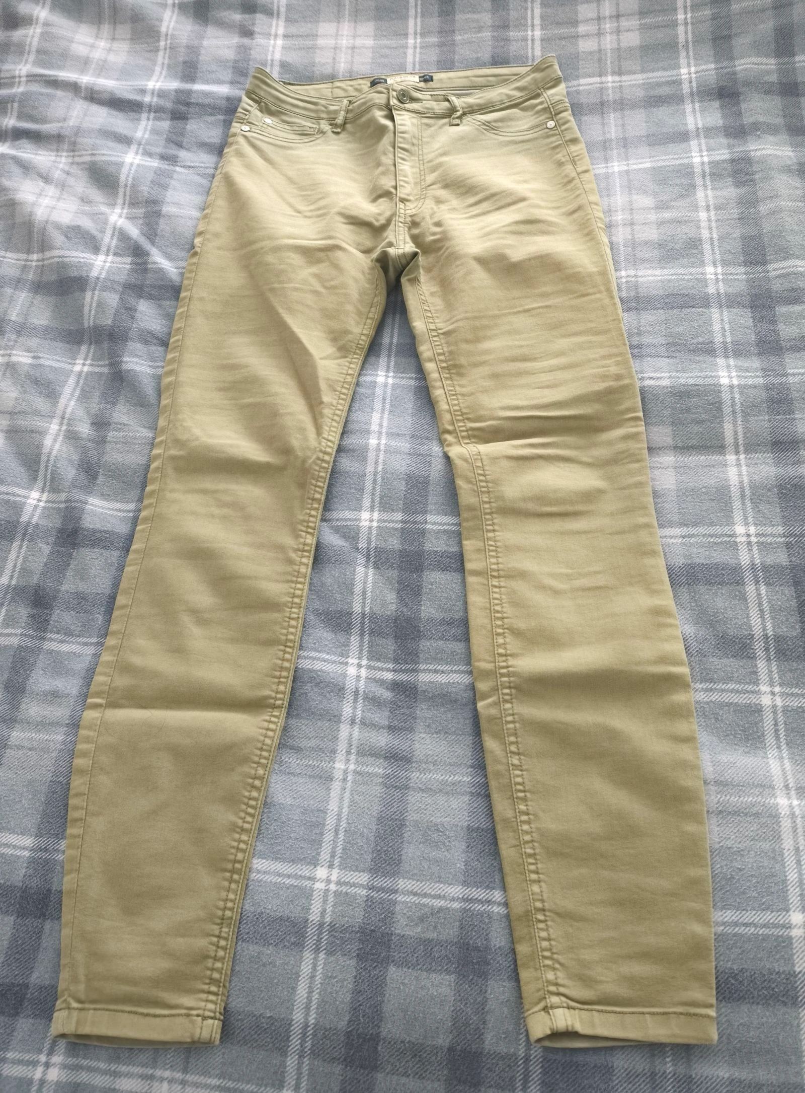 Pantalón pitillo verde  – photo 2